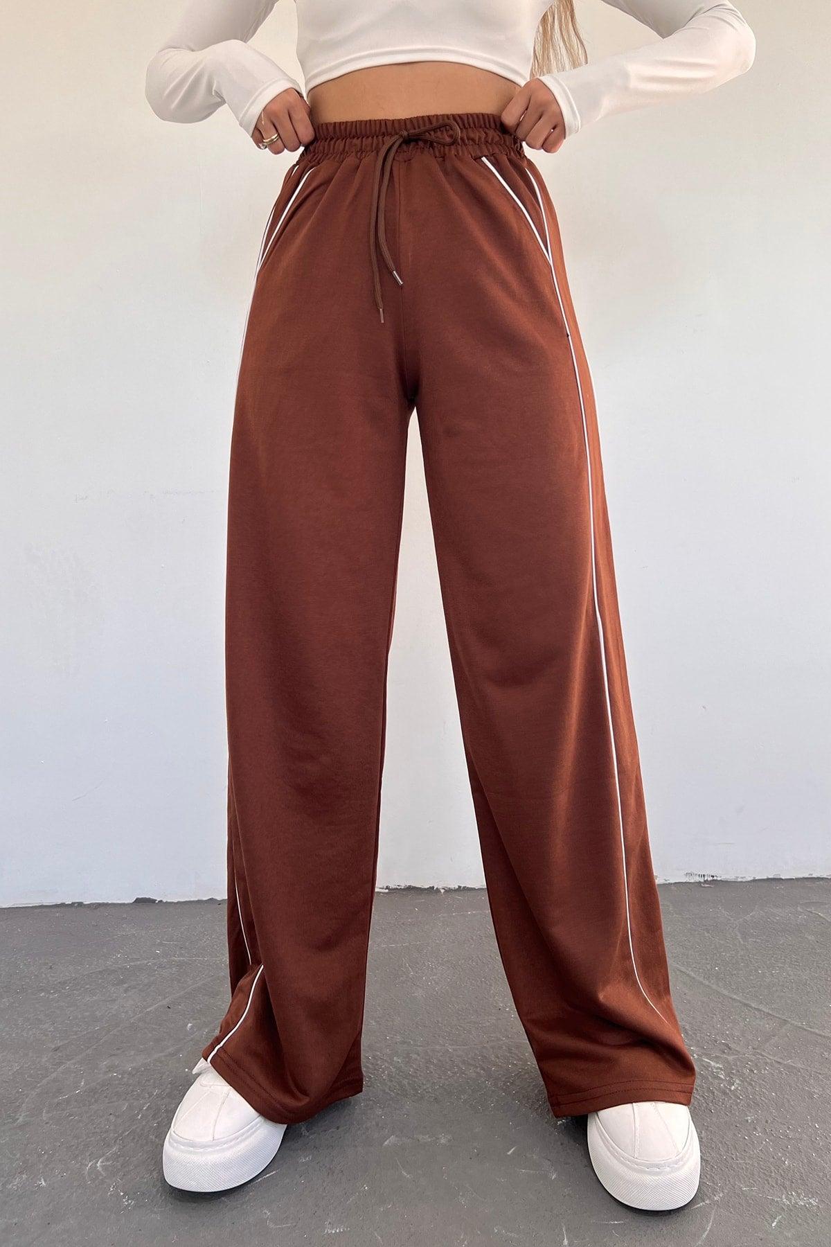 Women's Brown Wide Leg Two Yarn Elastic Waist Sweatpants - Swordslife