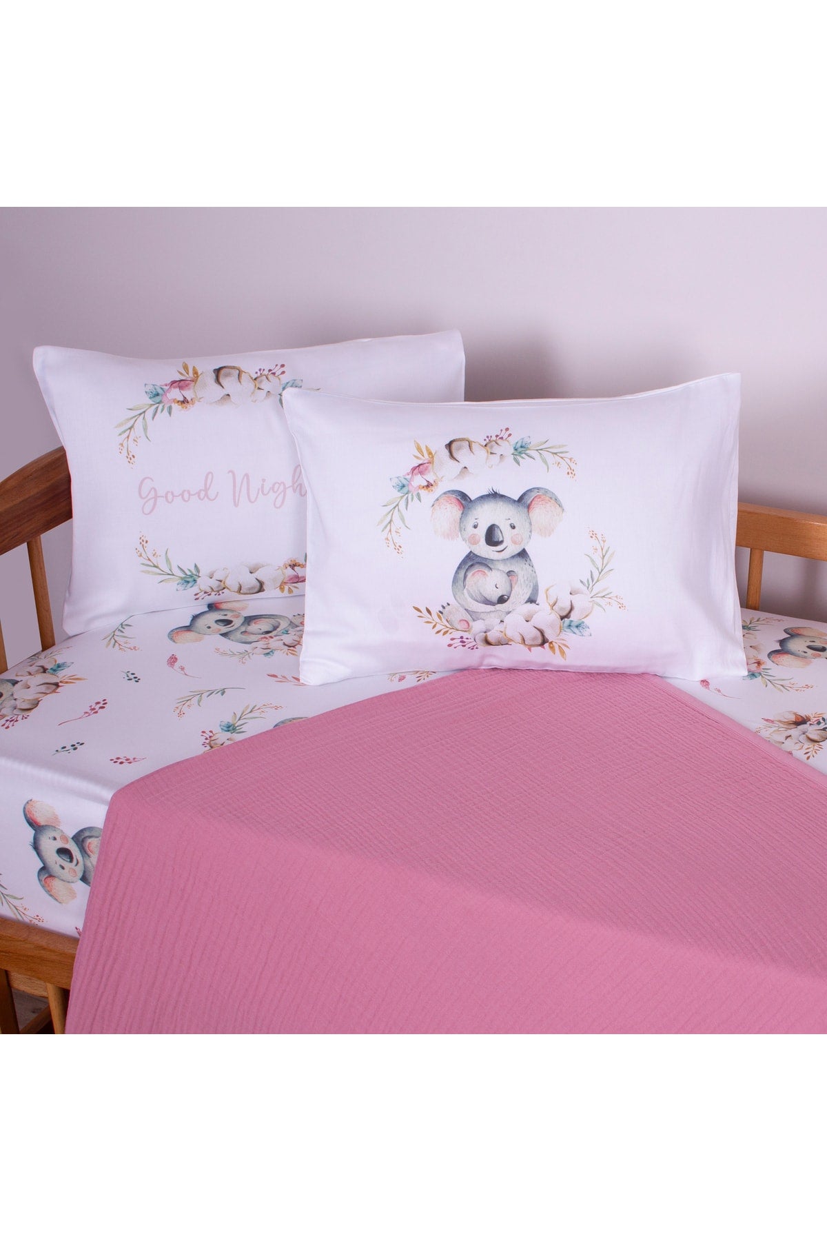 ORGANIC MUSLIN PICTURE AND COTTON SATIN BABY BEDDING - KOALA AND FLOWER THEMED