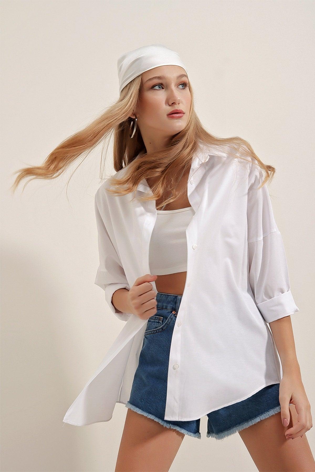 3900 Oversize Long Basic Shirt - White - Swordslife