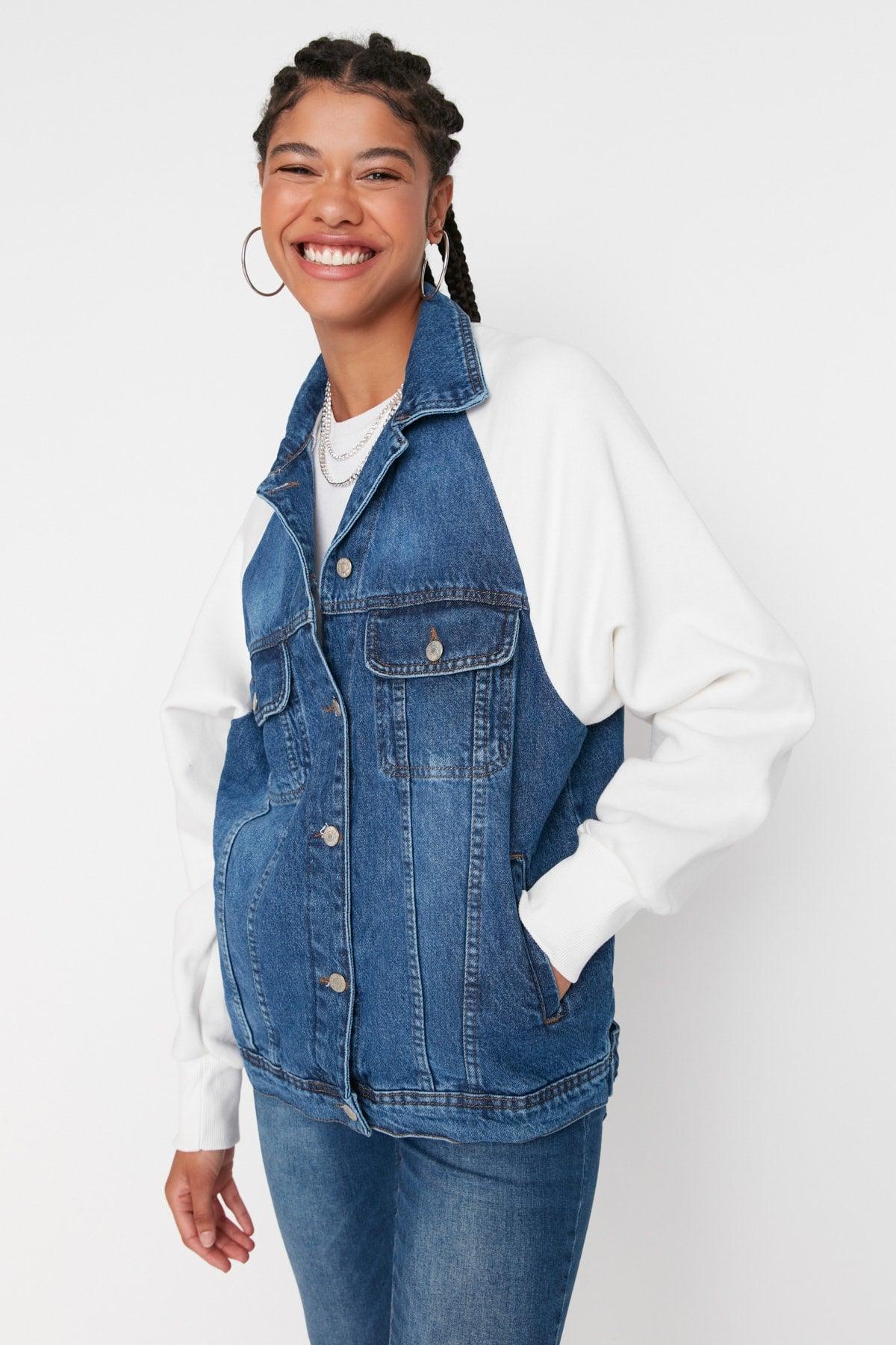 Blue Sleeves Knitted Denim Jacket TWOAW20CE0219 - Swordslife