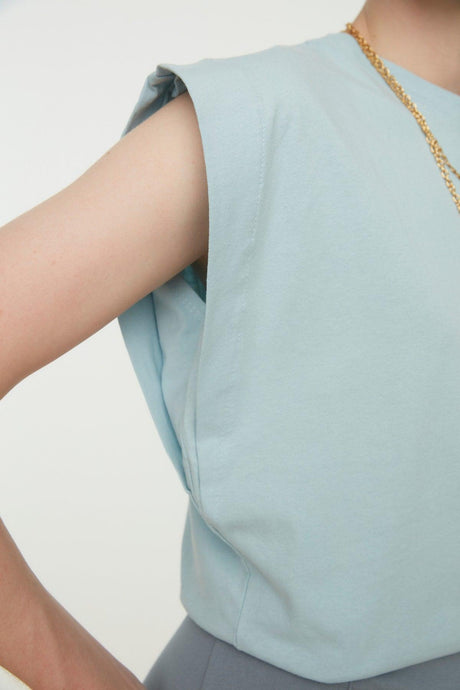 Blue Sleeveless Basic Knitted T-Shirt - Swordslife