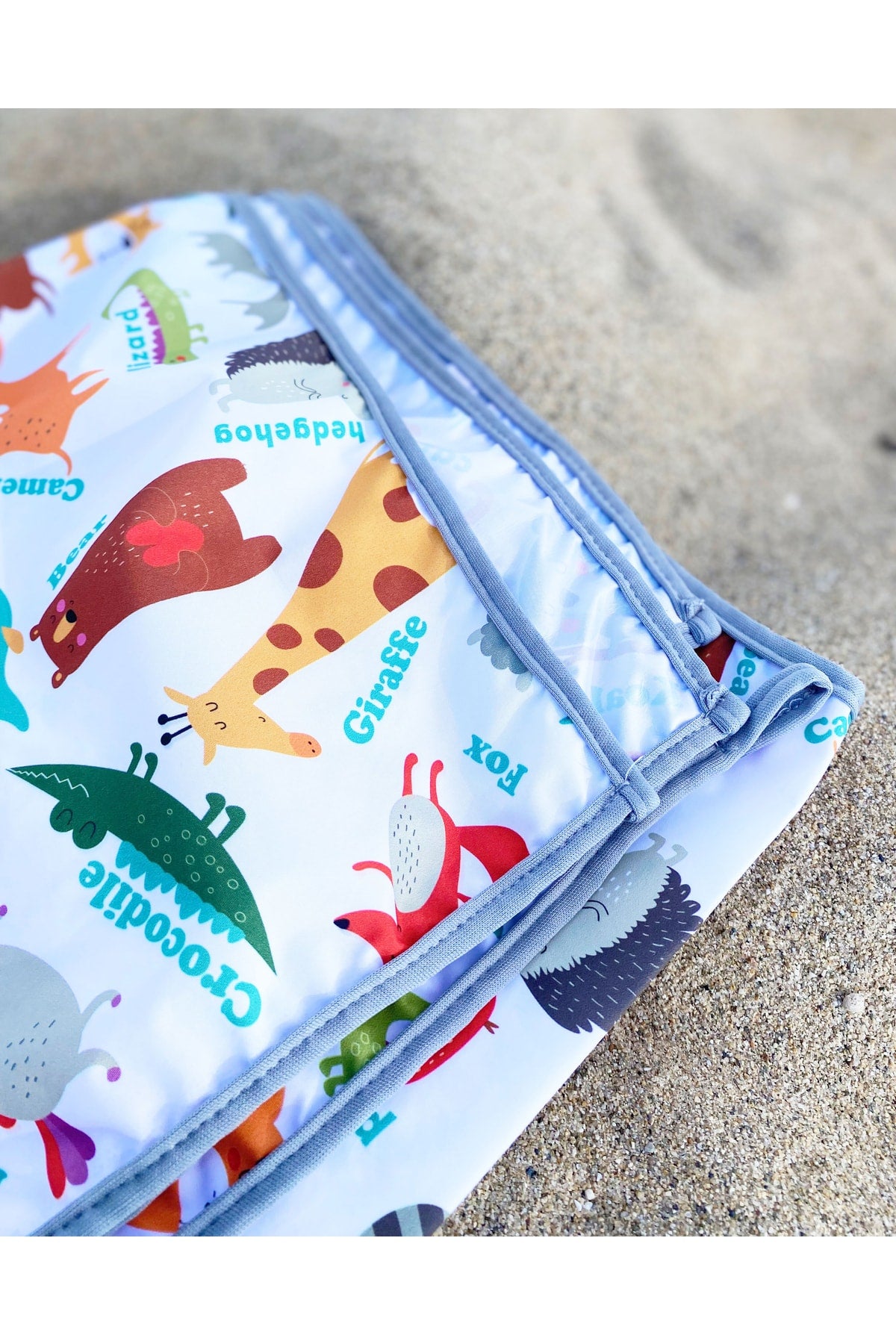 Zoo, 150X150 Cm Waterproof, Floor/Table Cover, For Activity, Food And Play, Eco-Friendly And Environmentally Friendly,