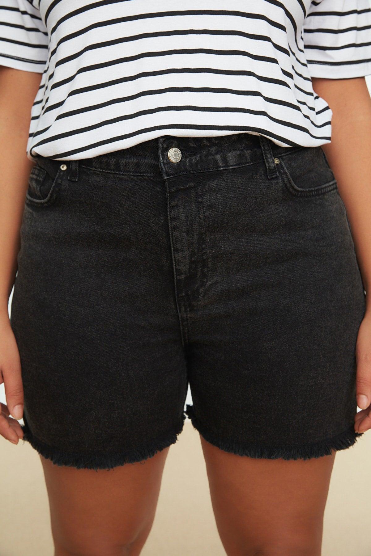 Black High Waist Flexible Skinny Denim Shorts & Bermuda TBBSS22AP0008 - Swordslife