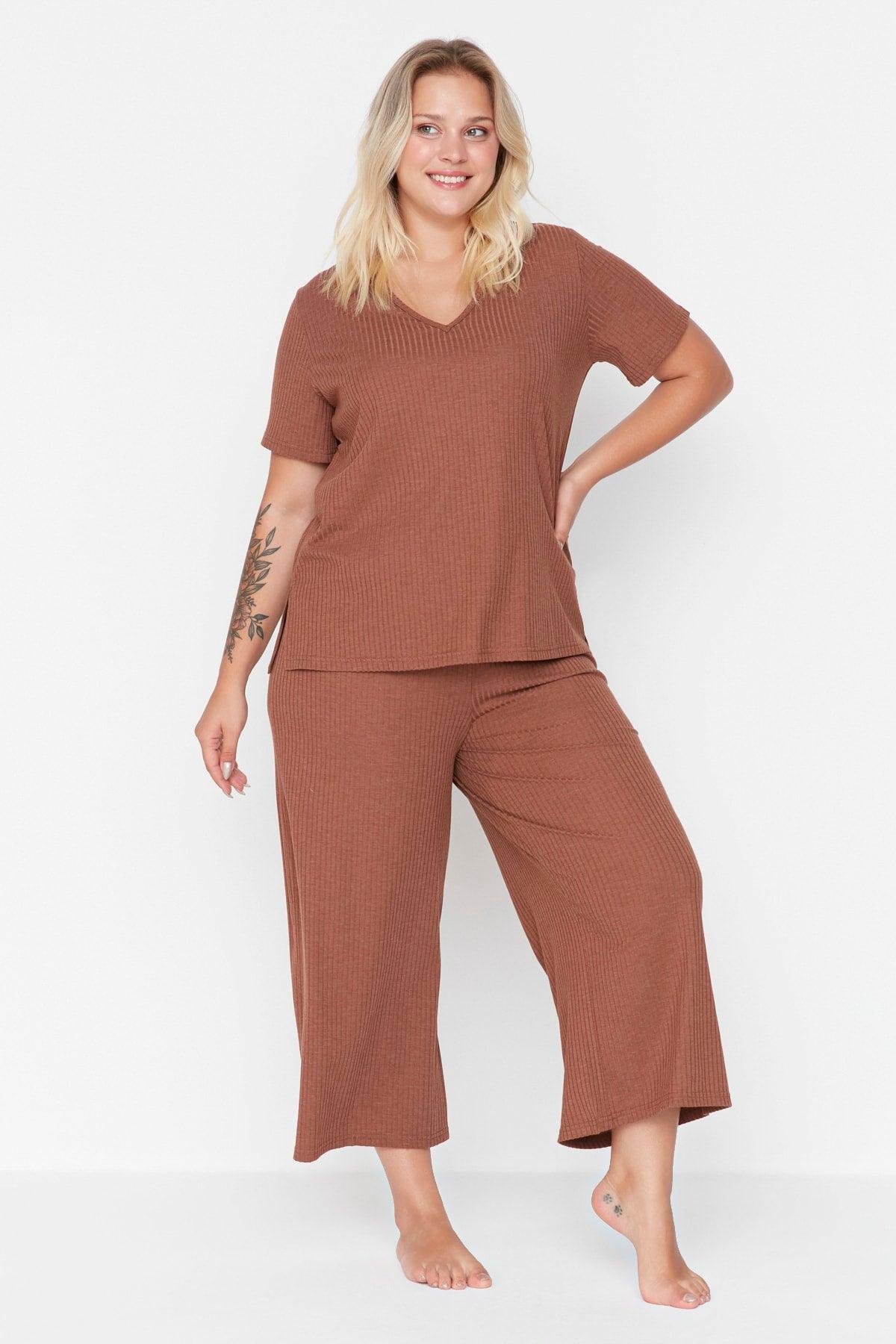 Brown Camisole Knitted Pajamas Set TBBSS22PT0237 - Swordslife