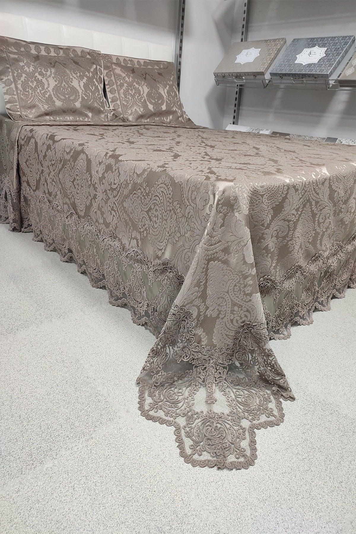 Aden Double French Lace Chenille Bedspread (260x260) (Coffee) - Swordslife