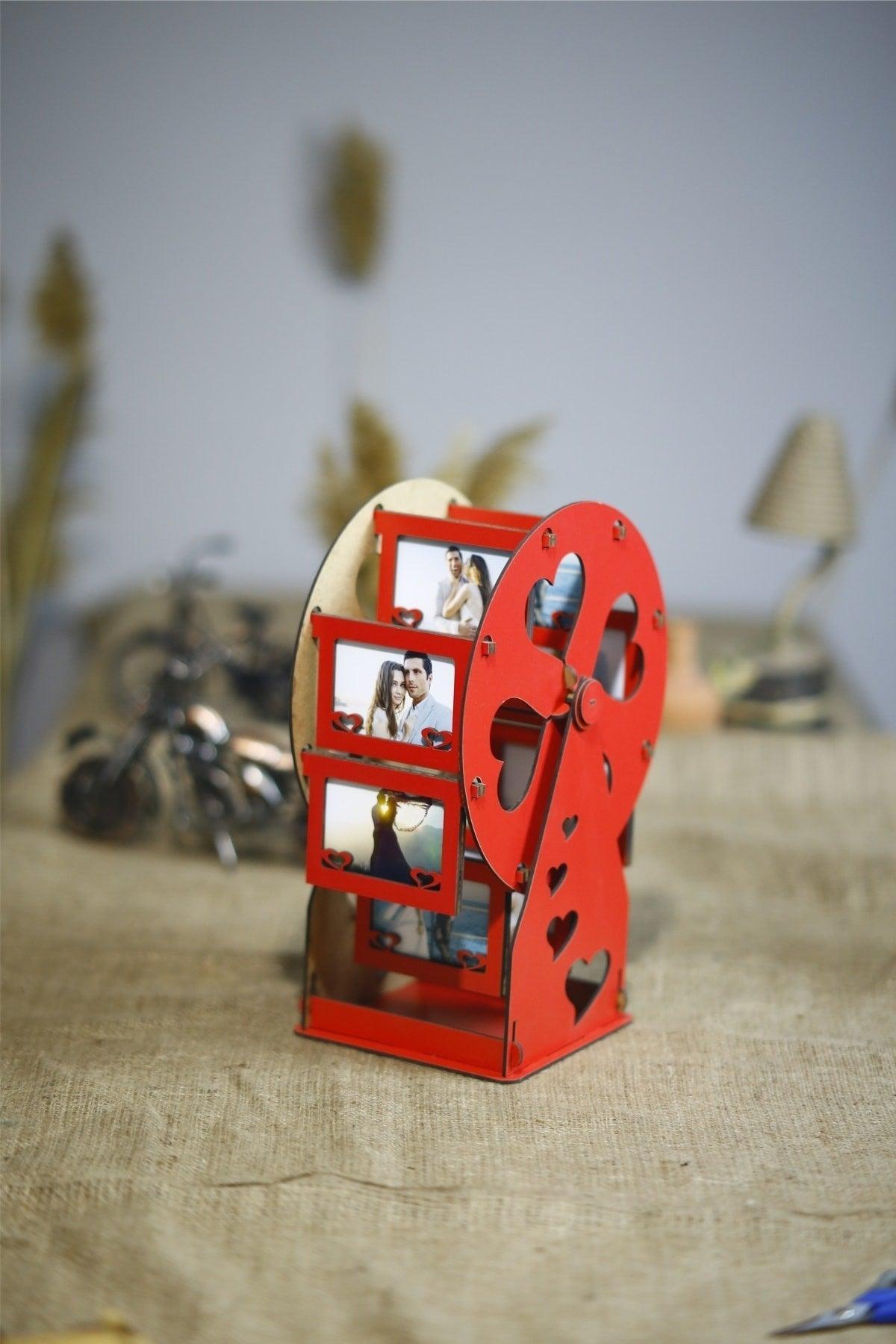 Wooden 8 Section Mill with 16 Photographs - Red - Swordslife