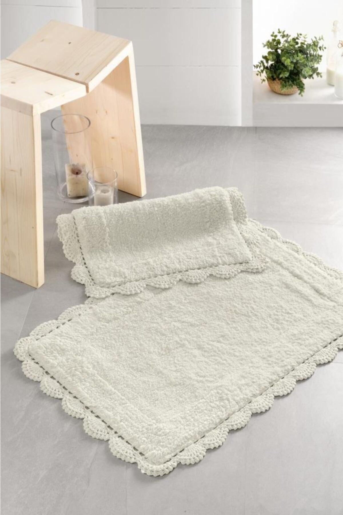 Belton Edge Hand Knitted Bath Mat Set