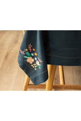 Flower Spree Embroidered Table Cloth 150x220 Cm