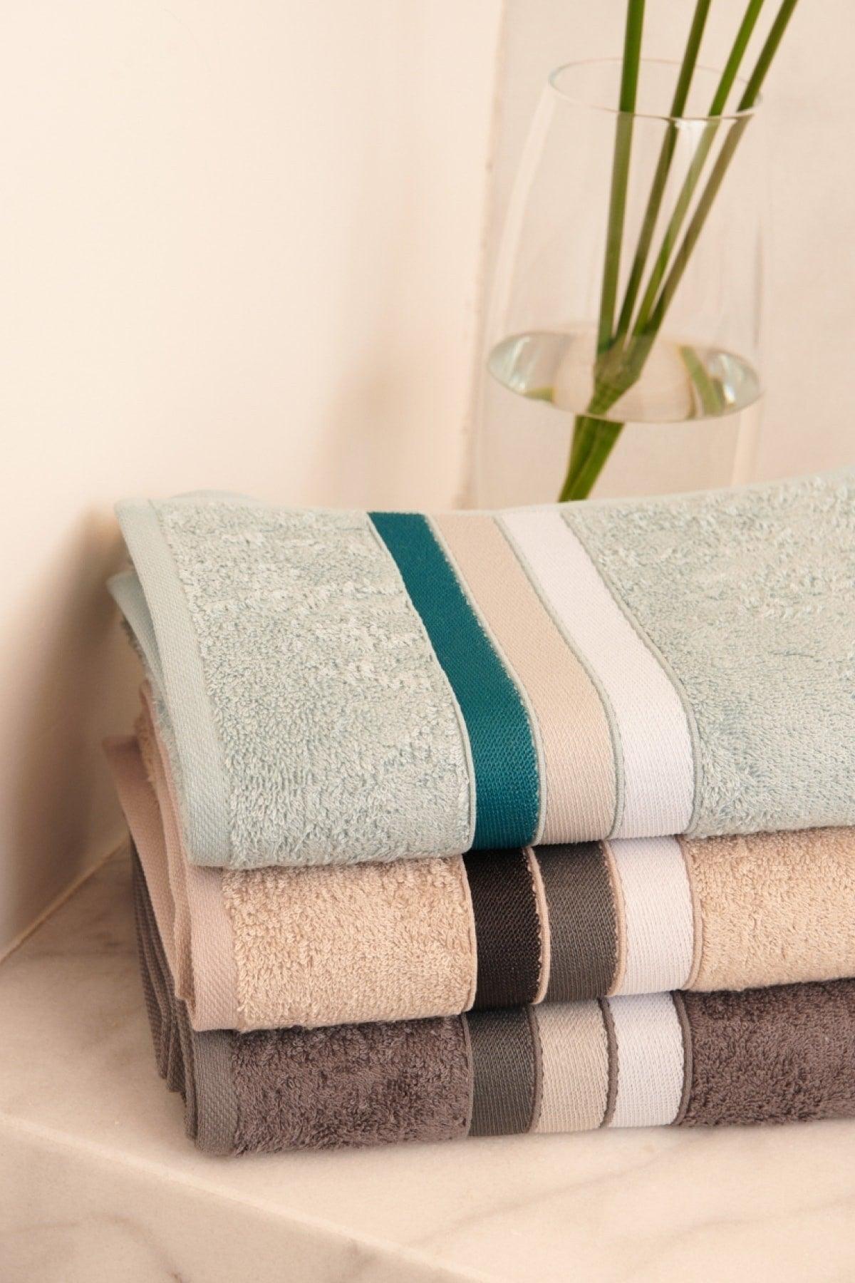 Stone Green 100% Cotton Patterned Bath Towel