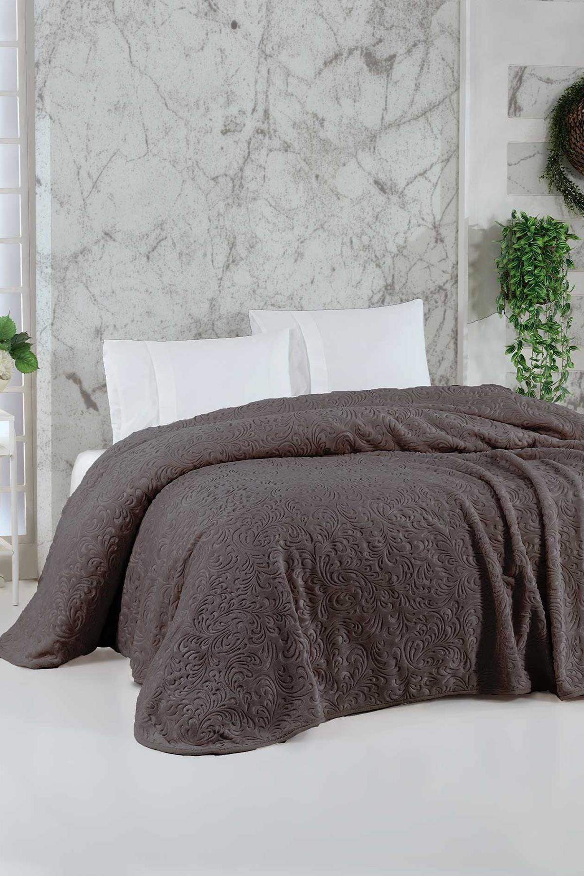 Double Embos Blanket Anthracite - Swordslife