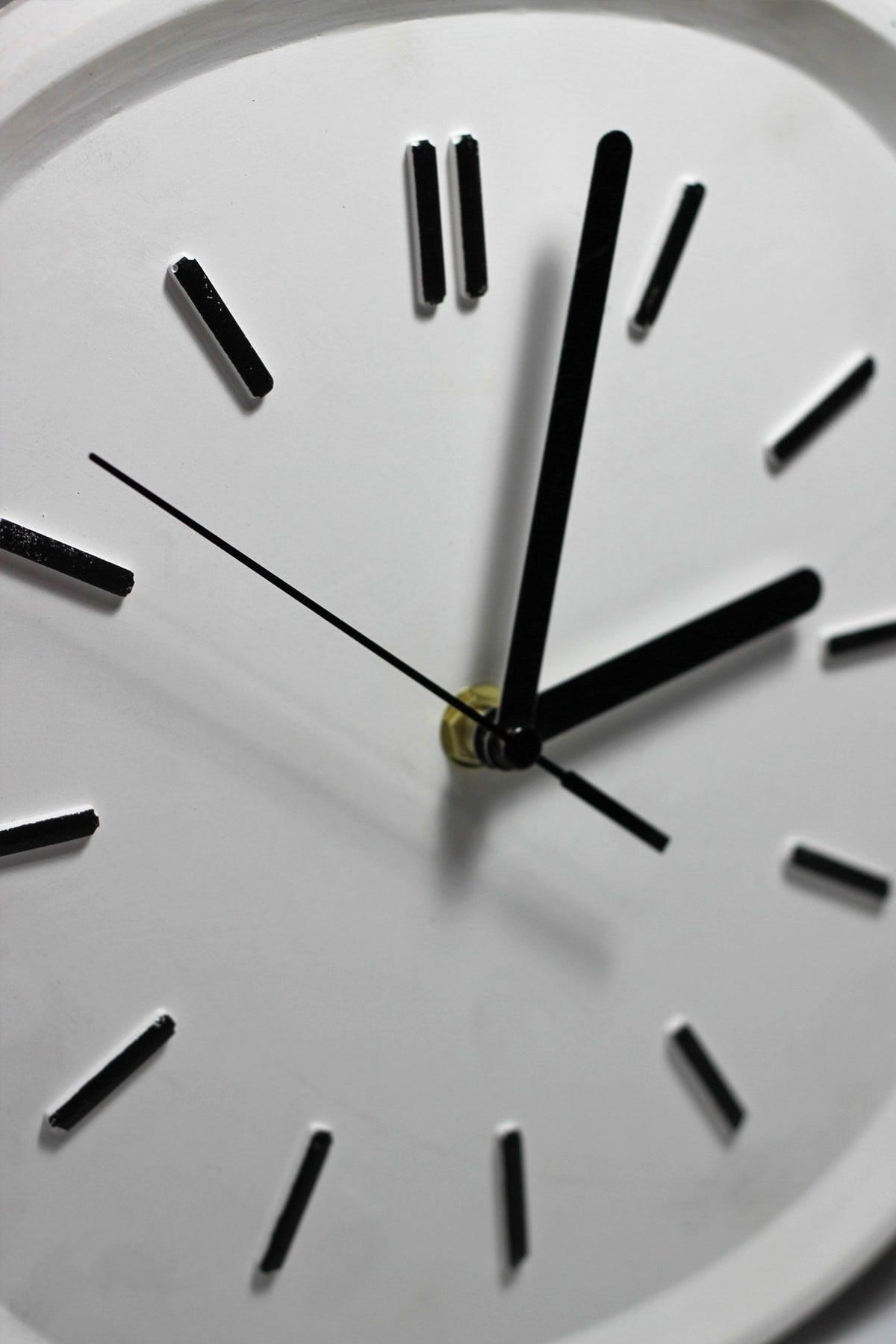 Colorful Design Square Concrete Wall Clock | white 26cm - Swordslife