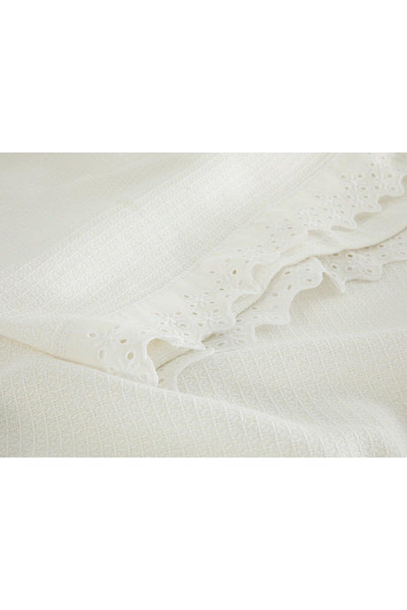 Elegancy Scalloped King Size PIKE 240x220 cm White - Swordslife
