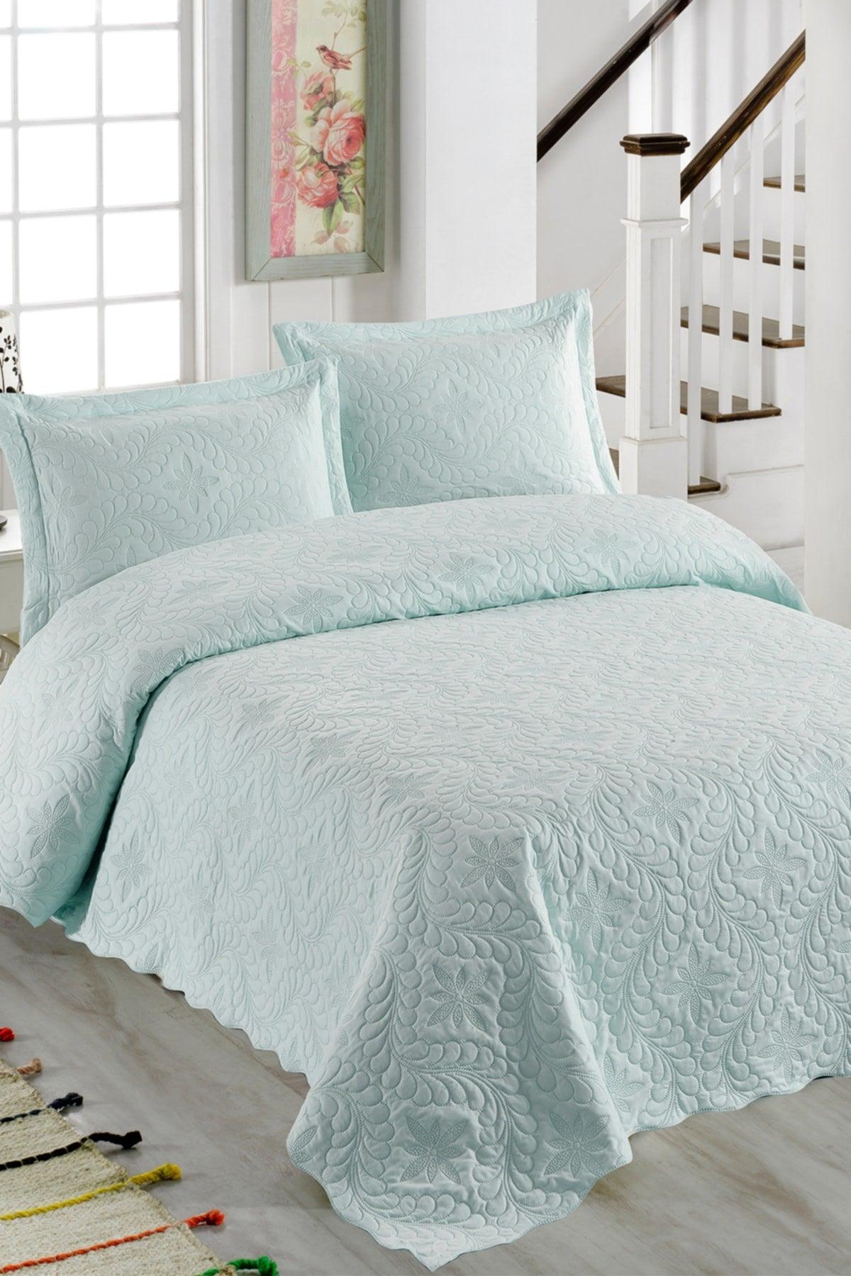 Ivy Light Green Double Microfiber Quilted Bedspread - Swordslife