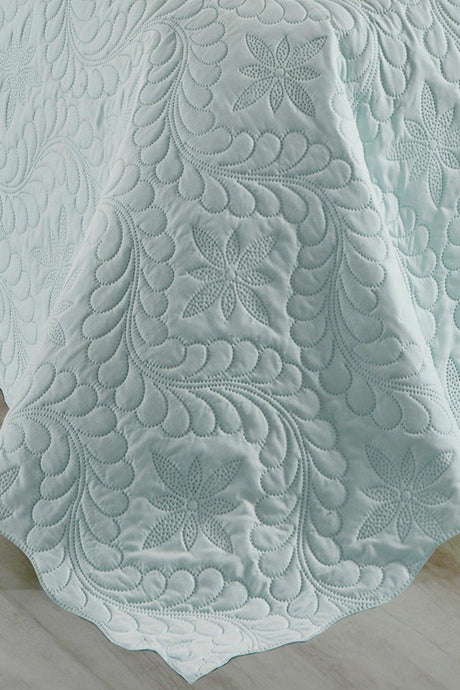 Ivy Light Green Double Microfiber Quilted Bedspread - Swordslife