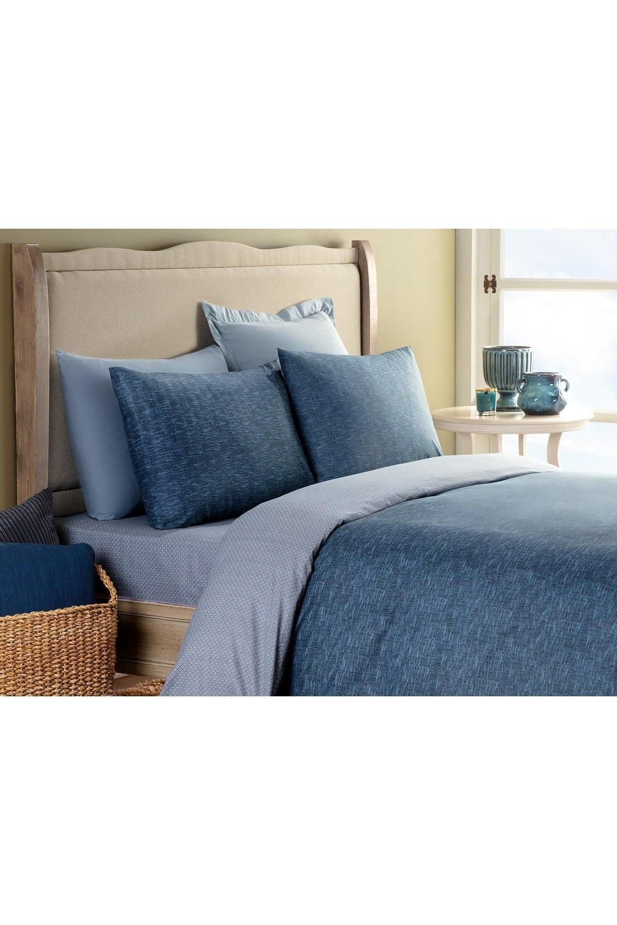 Jument Double Duvet Cover Set - Navy Blue