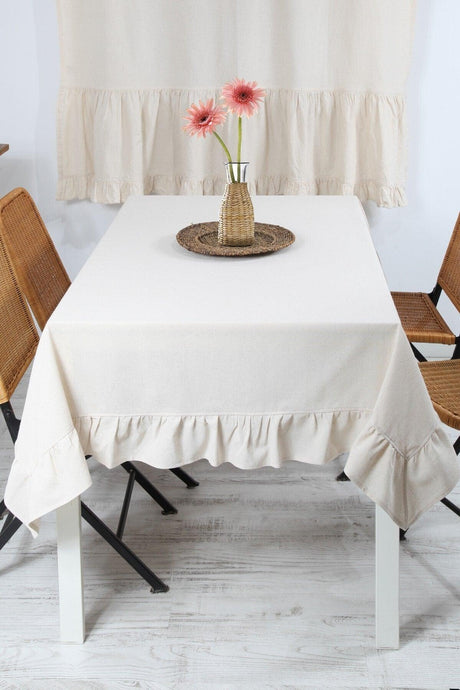 Cream Natural Table Cloth Vintage 160x160 cm - Swordslife
