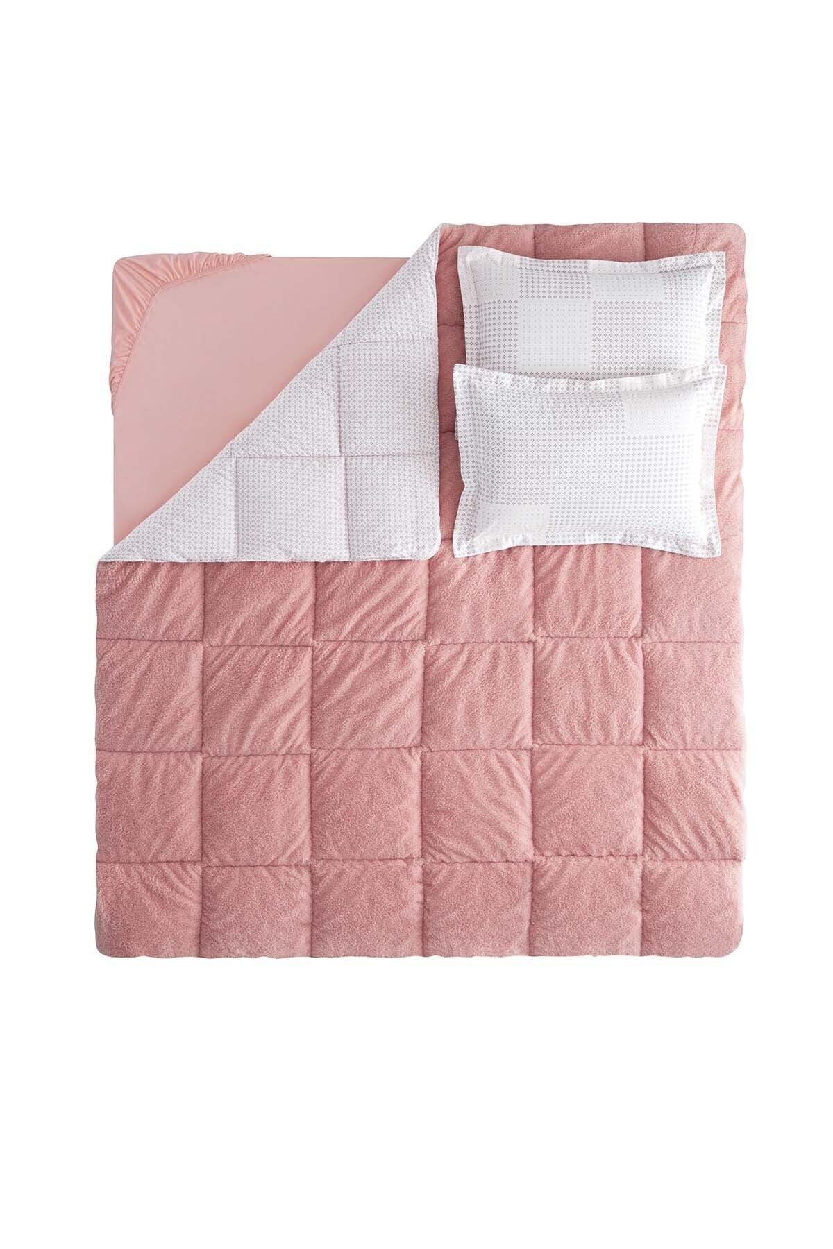 Marcia Triola Double Bedding Set - Pink - Swordslife