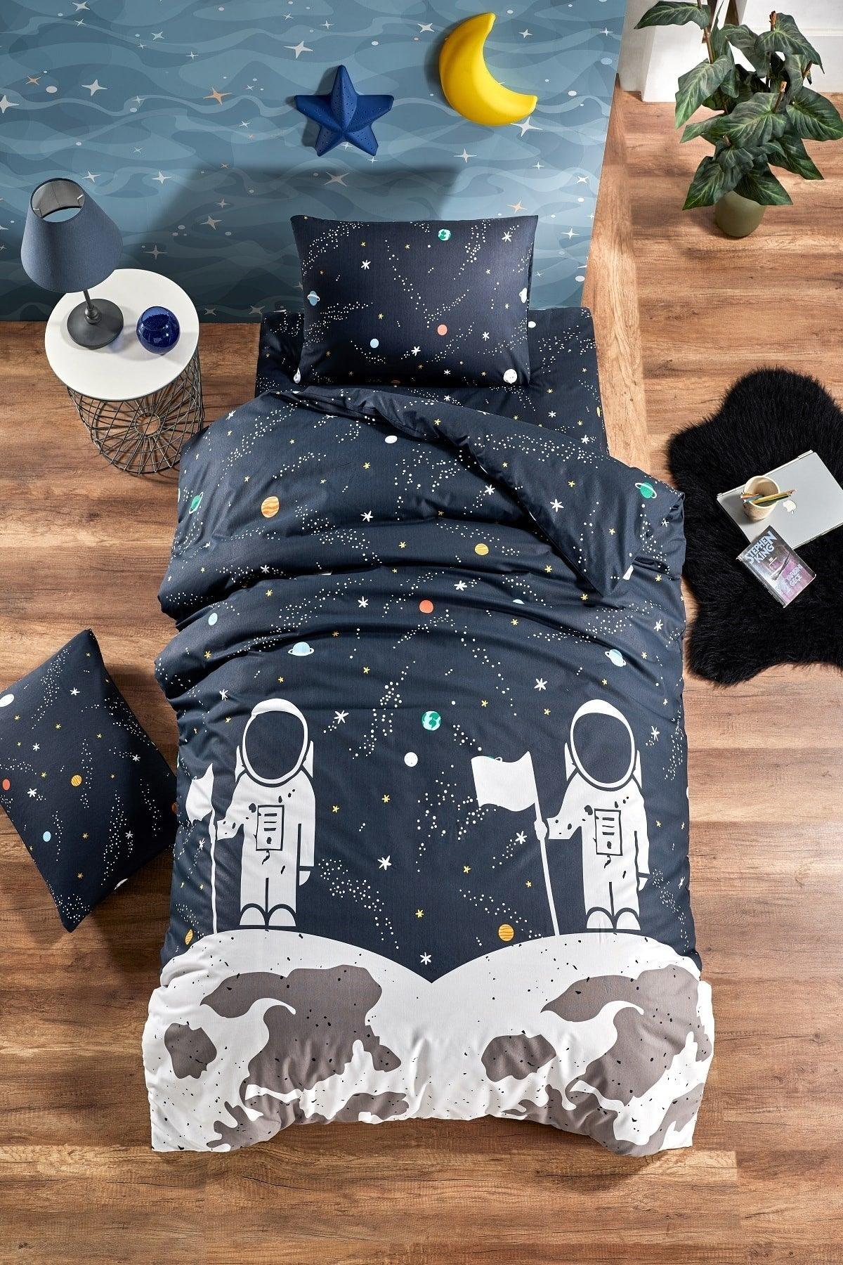 Natural Healthy Cotton Astronaut Alien Single