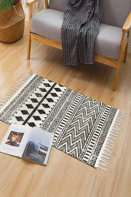 Patterned Washable Single Bath Mat Rug