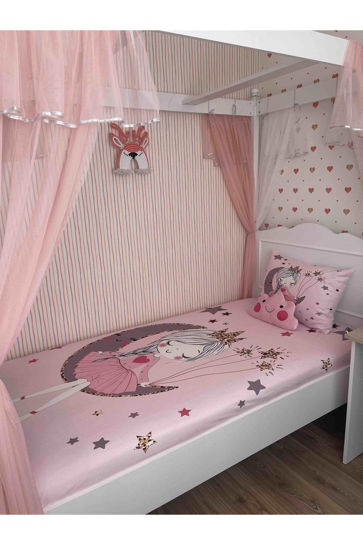 Princess Patterned Bedspread And Pillow On The Pink Moon - Swordslife