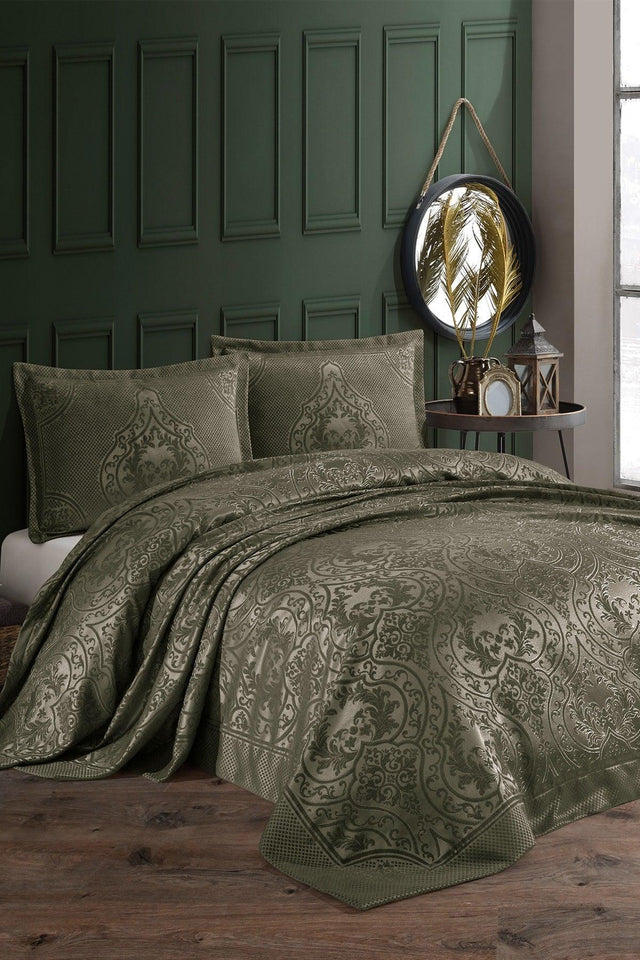 Valeron Pano Chenille Double Bedspread (Khaki Green) - Swordslife