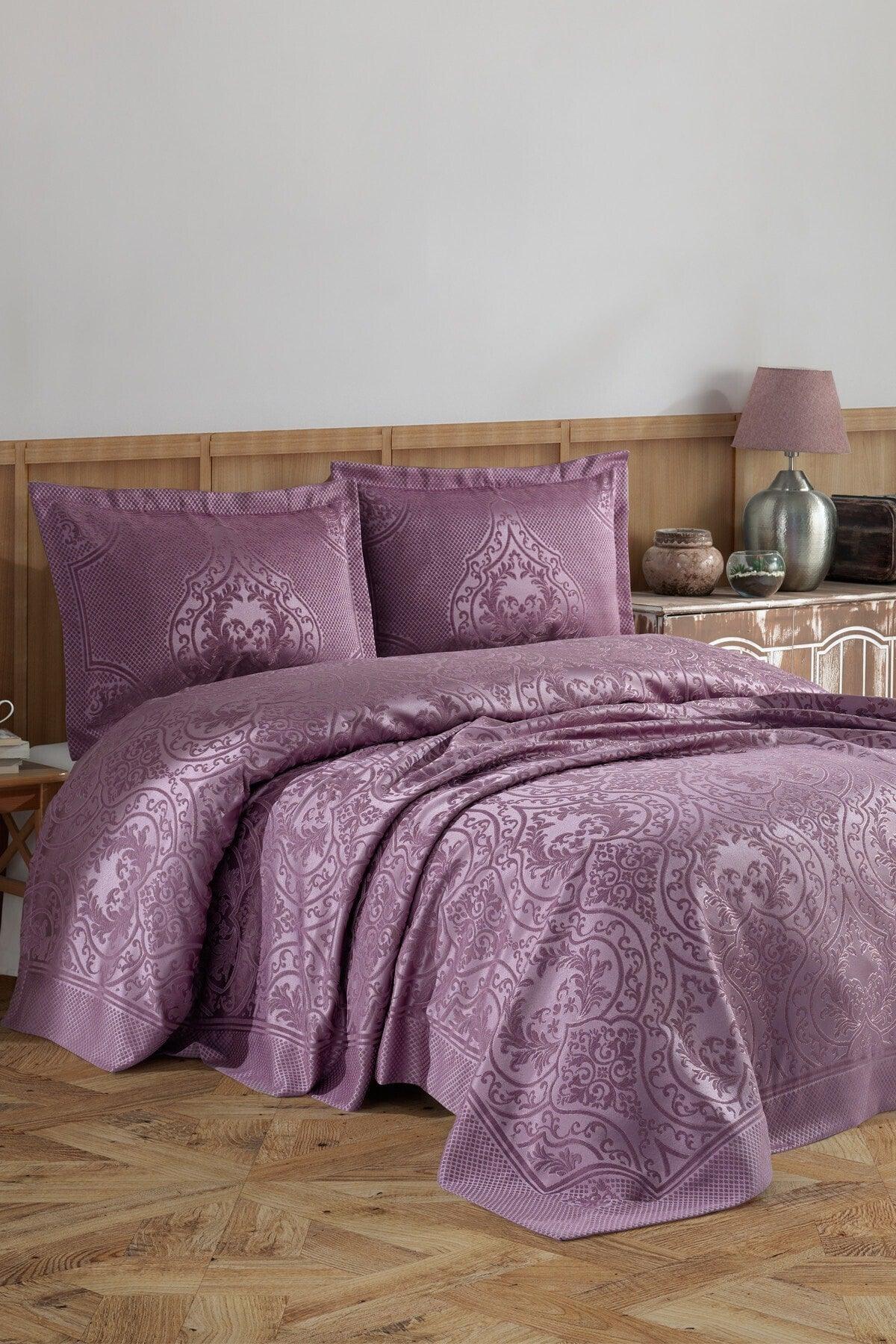 Valeron Pano Chenille Double Bedspread (Plum) - Swordslife