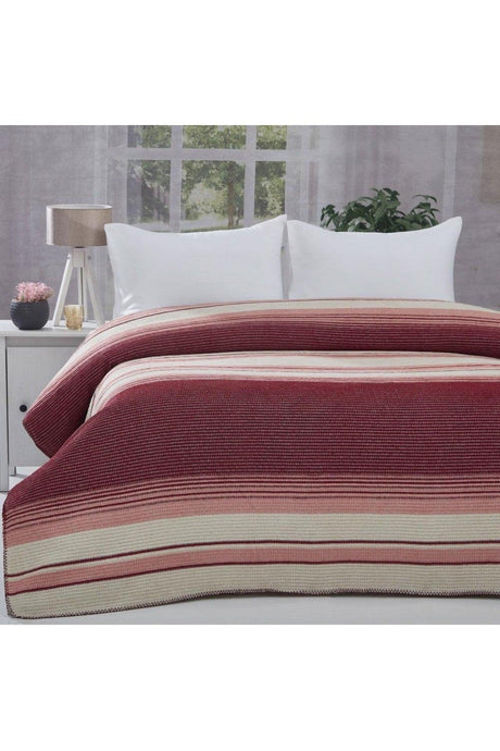 Four Seasons Blanket Pike Claret Red Double