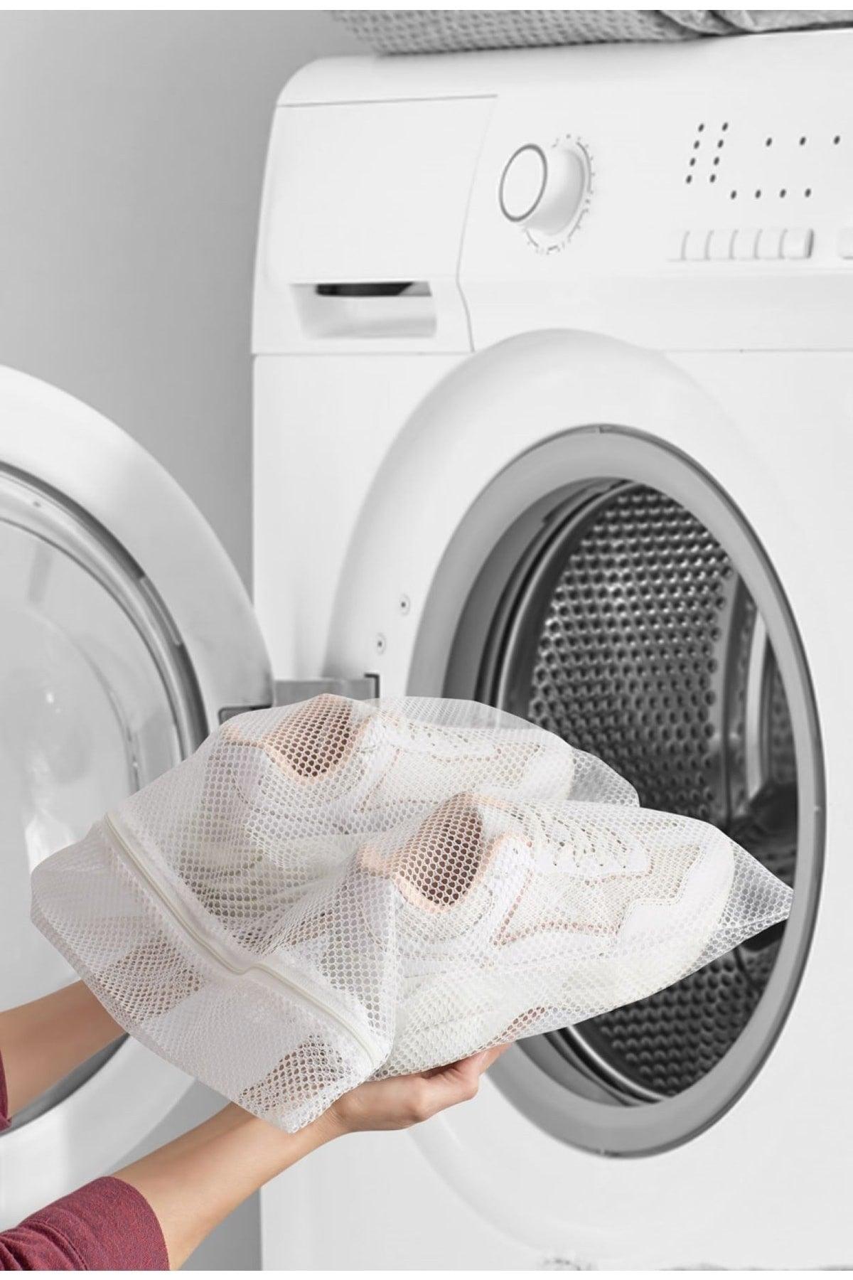 White Zippered Shoe Washing Net Eco. - Swordslife